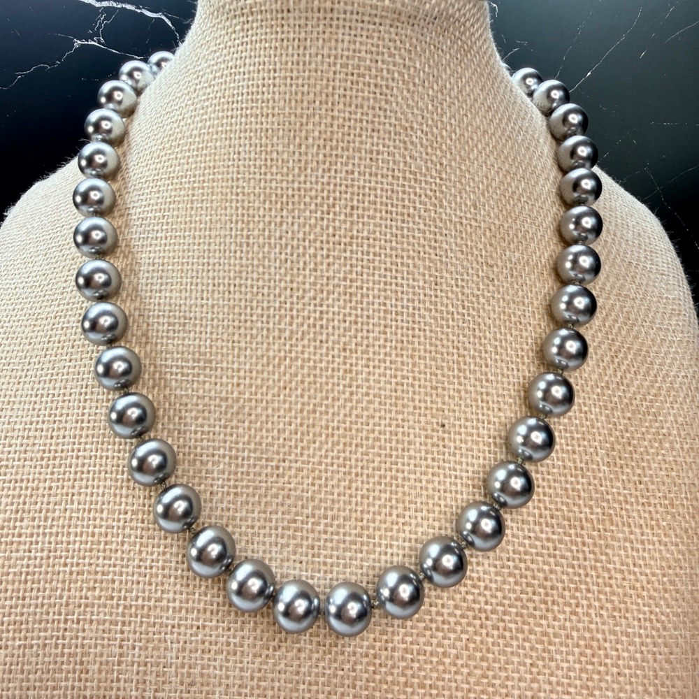 Vintage Kissaka Gunmetal Grey Faux Pearl Knotted Necklace 10mm Beads 17 Inch